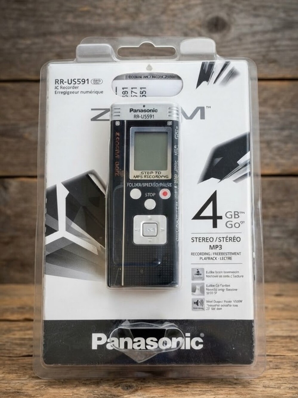 Panasonic RR-US591 4GB Digital Voice IC Recorder | Box & Cord Included